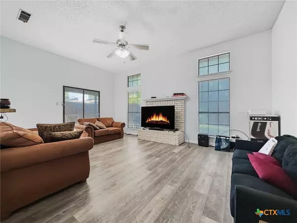 1706 Bobby Lee DR, Killeen, TX 76549