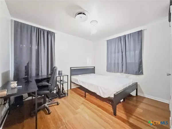 2506 Live Oak DR, Copperas Cove, TX 76522