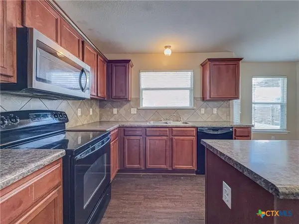 5012 Lions Gate LN, Killeen, TX 76549