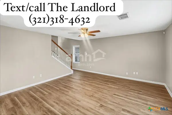 17901 N Mickle Creek Drive CRK #2, Houston, TX 77049
