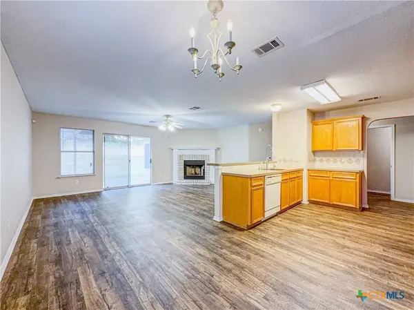 201 Tepee DR, Harker Heights, TX 76548
