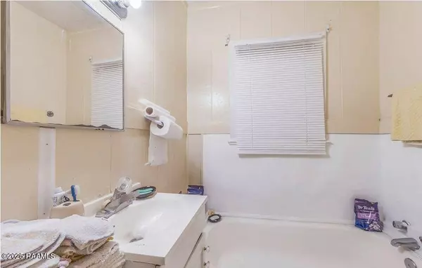 1110 Louisiana AVE, Lafayette, LA 70501