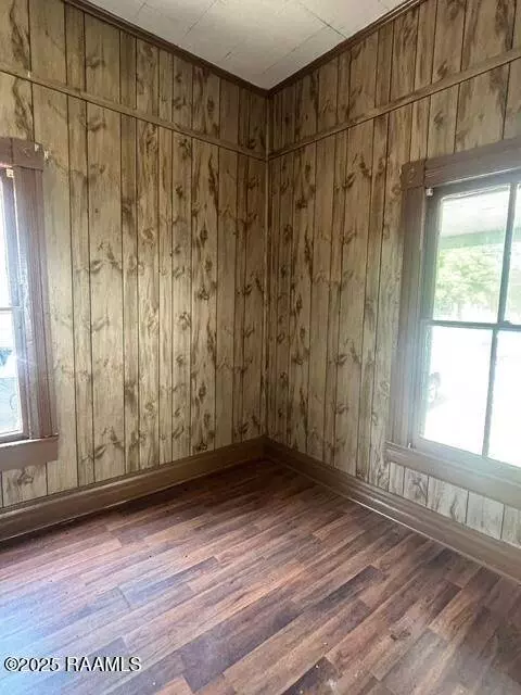 702 NE Evangeline Thwy, Lafayette, LA 70501