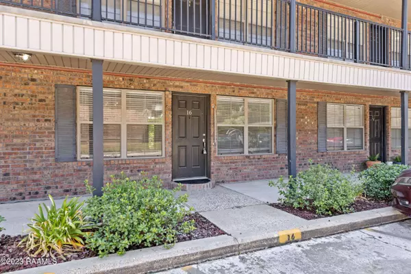 112 Hillside DR #16, Lafayette, LA 70503