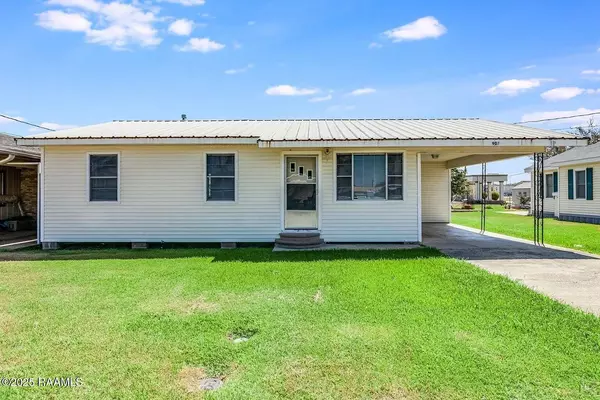 907 Elizabeth ST, Scott, LA 70583