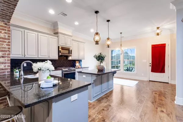 207 Narrow Way DR, Lafayette, LA 70508