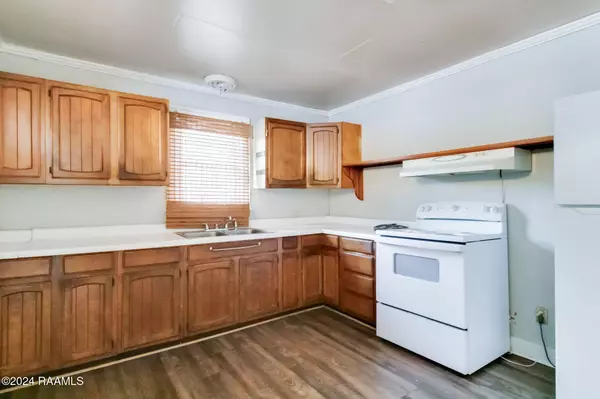 106 Sylvia ST, Lafayette, LA 70506