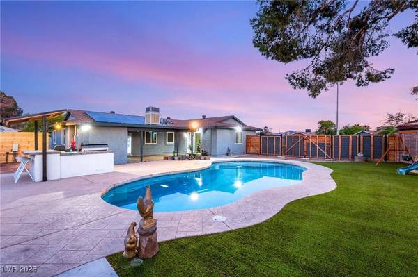 4764 Lana DR, Las Vegas, NV 89121