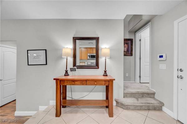 10528 Tugaloo AVE, Las Vegas, NV 89129