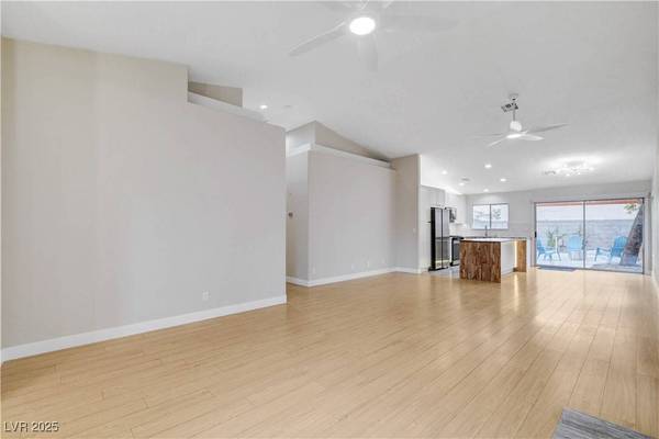 1258 Silver Perch AVE, Las Vegas, NV 89123