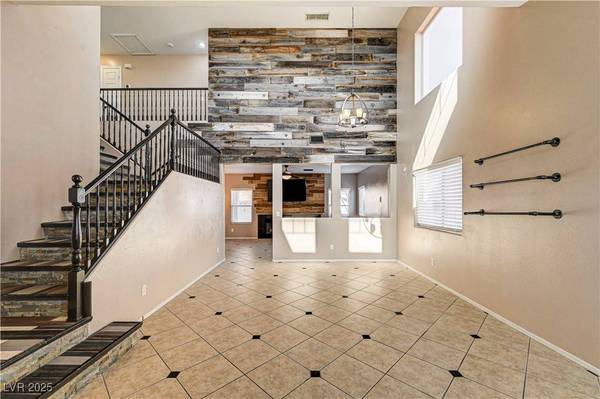 105 Richland Hills AVE, Henderson, NV 89012