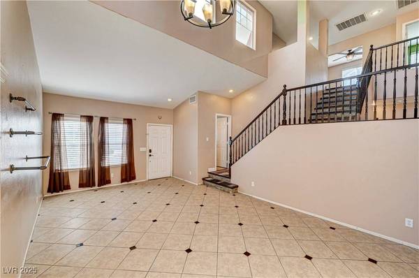 105 Richland Hills AVE, Henderson, NV 89012