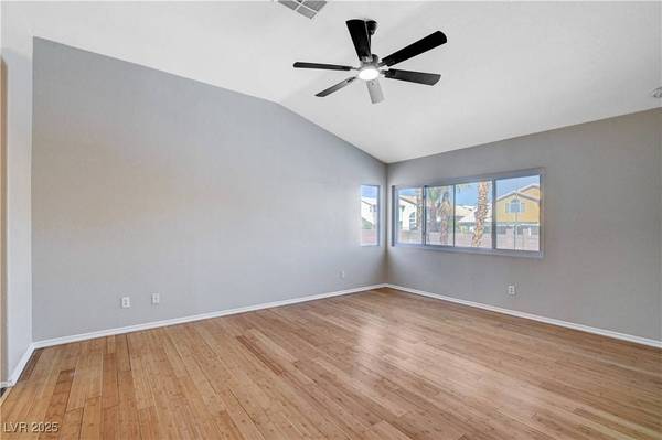 9750 Pine Thickett AVE, Las Vegas, NV 89147