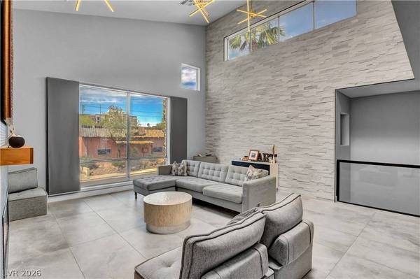 121 S 11th ST, Las Vegas, NV 89101