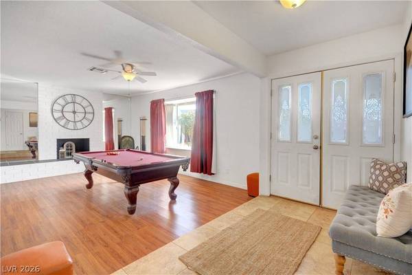 220 Moller CIR, Las Vegas, NV 89107