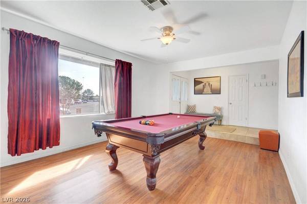 220 Moller CIR, Las Vegas, NV 89107