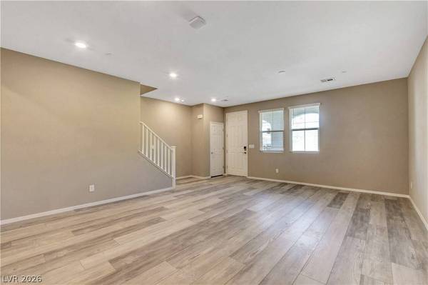 28 Lomita Heights DR, Las Vegas, NV 89138