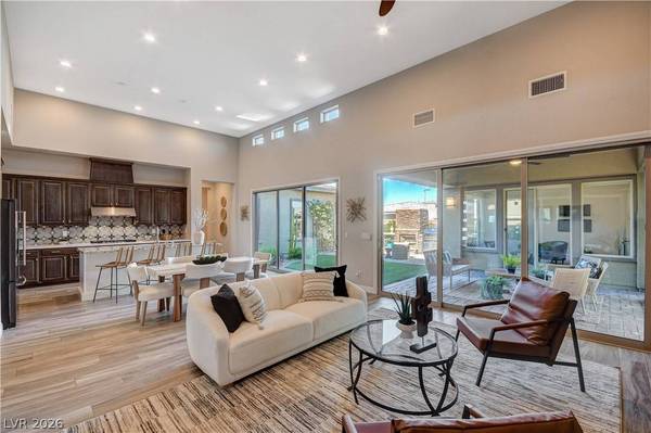 6706 Desert Crimson ST, Las Vegas, NV 89148
