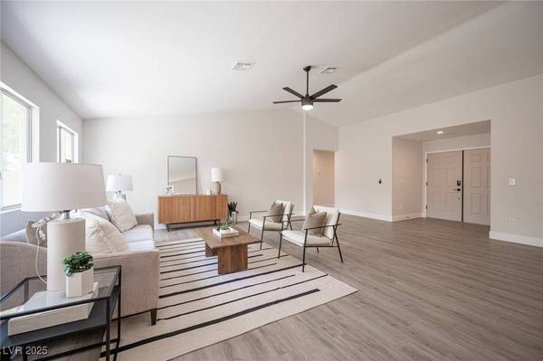 10712 Aire DR, Las Vegas, NV 89144