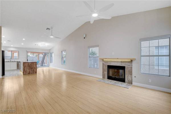 1258 Silver Perch AVE, Las Vegas, NV 89123