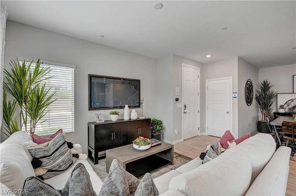 7334 N Decatur BLVD #2, Las Vegas, NV 89131