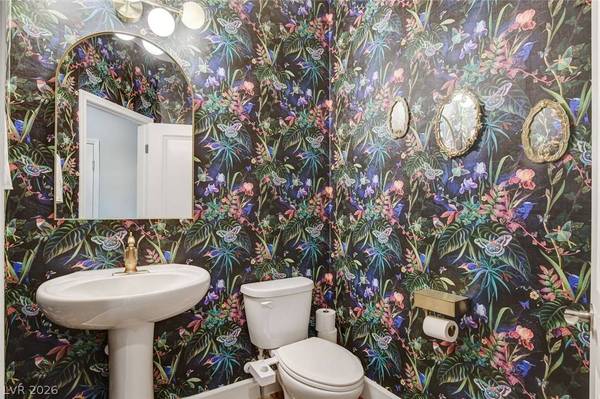 7156 Pine Bridge CT, Las Vegas, NV 89148