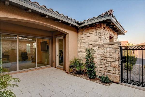 83 Basque Coast ST, Las Vegas, NV 89138