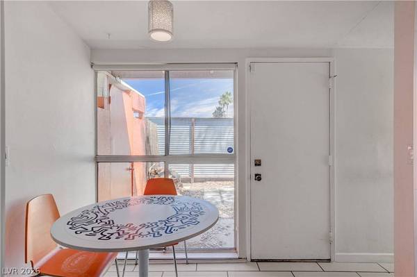 1995 Caballero WAY, Las Vegas, NV 89169