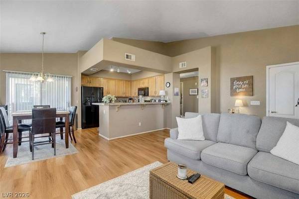 9901 Trailwood DR #2164, Las Vegas, NV 89134