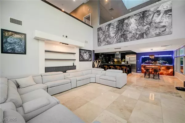 4515 Dean Martin DR #200, Las Vegas, NV 89103