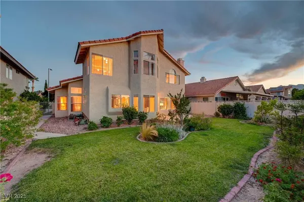 8416 Dry Cliff CIR, Las Vegas, NV 89128