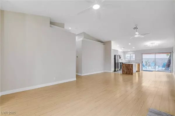 1258 Silver Perch AVE, Las Vegas, NV 89123