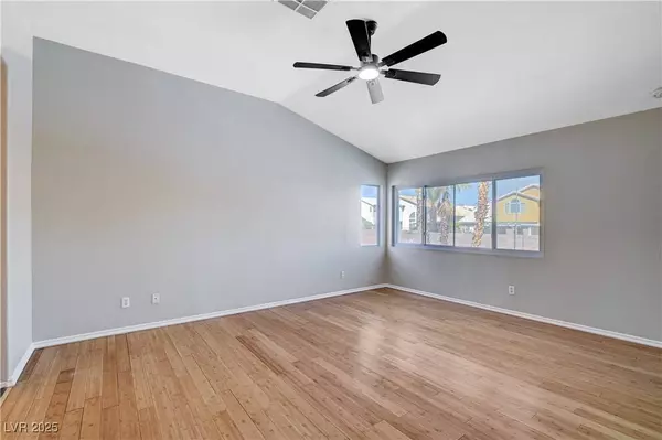 9750 Pine Thickett AVE, Las Vegas, NV 89147