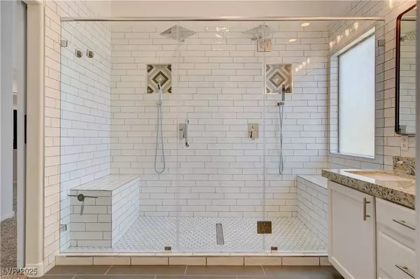 9520 Silver Frost ST, Las Vegas, NV 89123