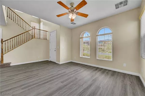 12052 Hathaway Pines LN, Las Vegas, NV 89138