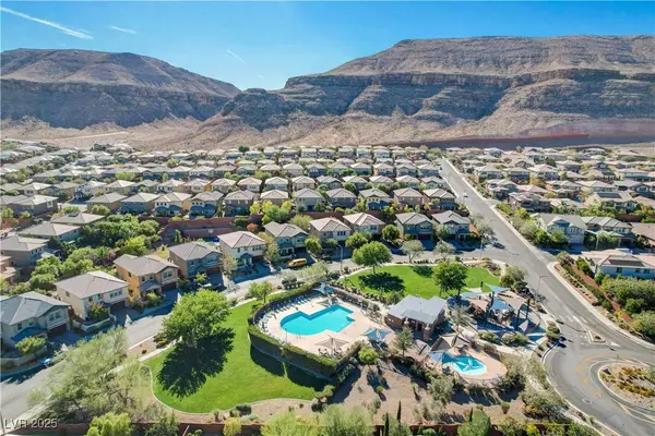 10623 Tranquil Glade LN, Las Vegas, NV 89135