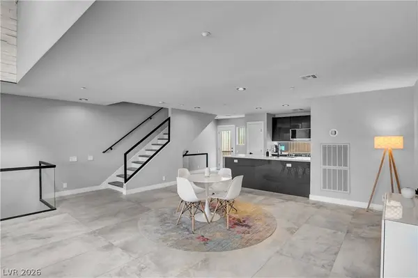 121 S 11th ST, Las Vegas, NV 89101