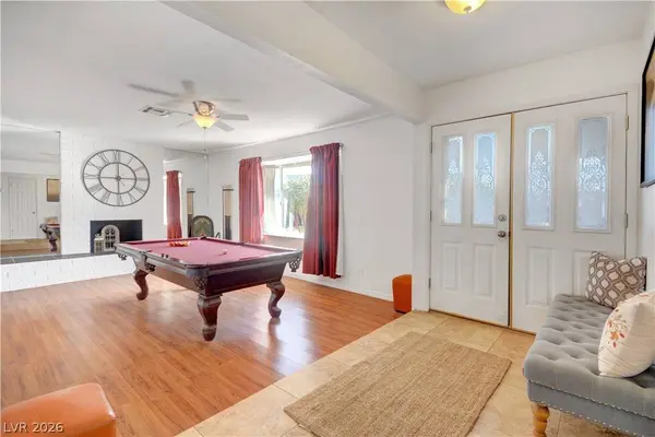 220 Moller CIR, Las Vegas, NV 89107