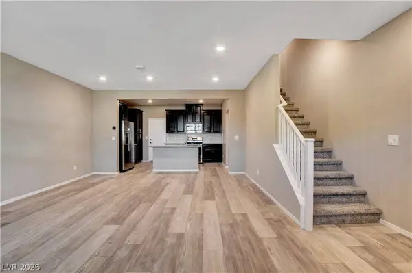 28 Lomita Heights DR, Las Vegas, NV 89138