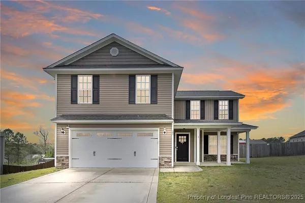 182 High Leaf DR, Raeford, NC 28376