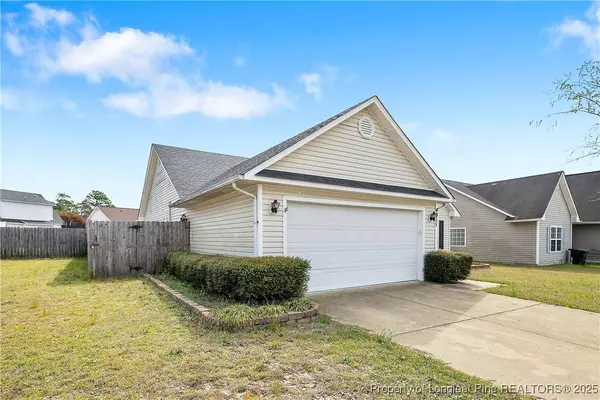 4011 Red Oak DR, Fayetteville, NC 28306