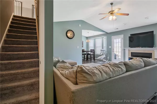 1404 Aultroy DR, Fayetteville, NC 28306