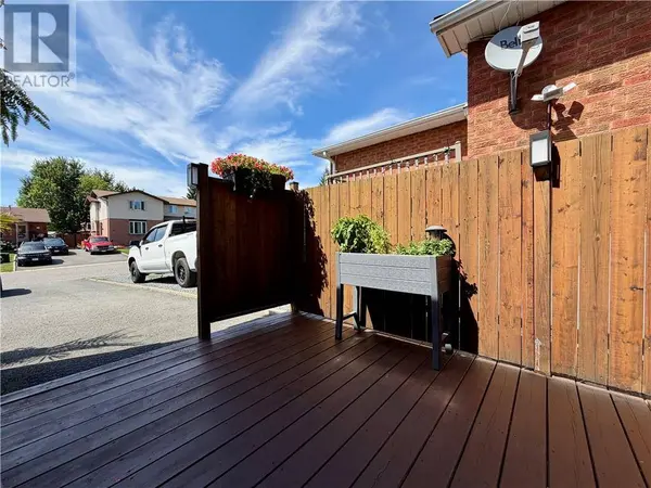 82 Cherrywood Crescent, Greater Sudbury, ON P3B3Z8