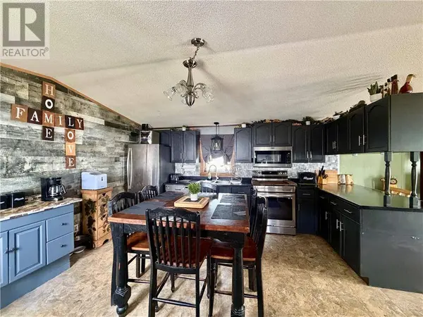103 Corbin Avenue, Wahnapitae, ON