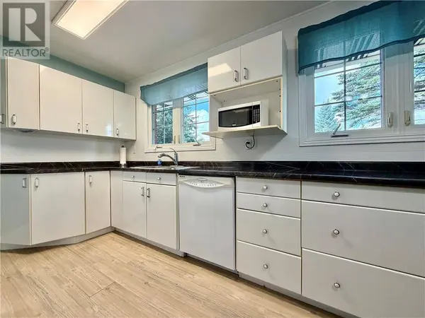 1287 Lillian Boulevard, Greater Sudbury, ON P3A2R9
