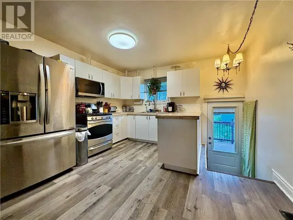 587 Elm Street, Greater Sudbury, ON P3C1W7