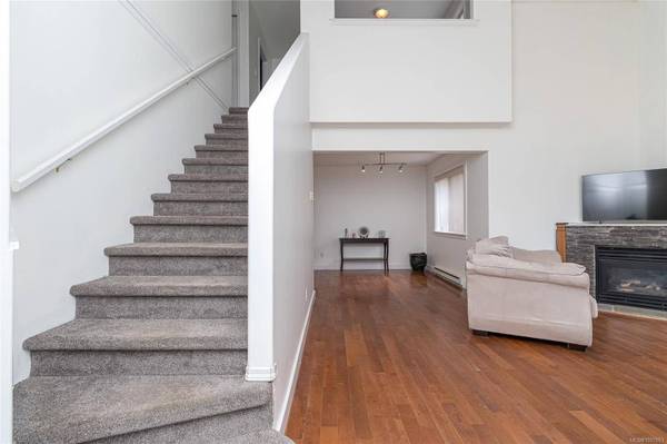 2466 Galland Ave, Shawnigan Lake, BC V0R 2W0