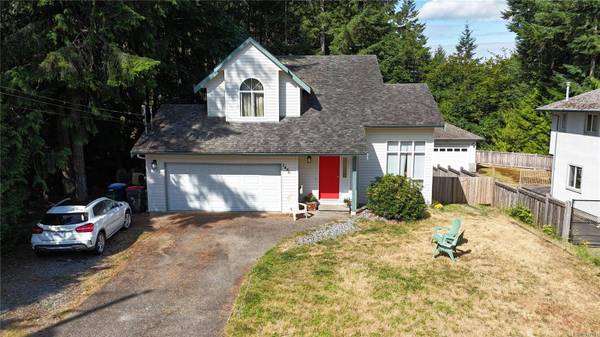 2466 Galland Ave, Shawnigan Lake, BC V0R 2W0