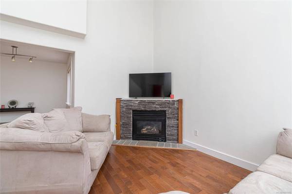 2466 Galland Ave, Shawnigan Lake, BC V0R 2W0