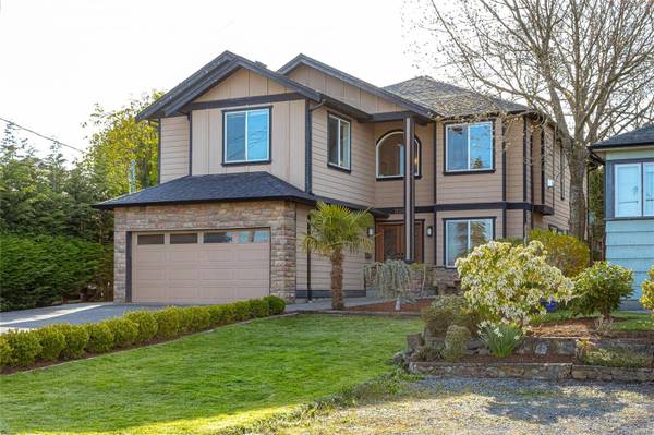 3161 Wascana St, Saanich, BC V9A 1W4